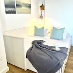 Apartment On The Front *