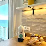 On The Front Apartment