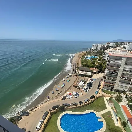 On The Front Sitio de Calahonda