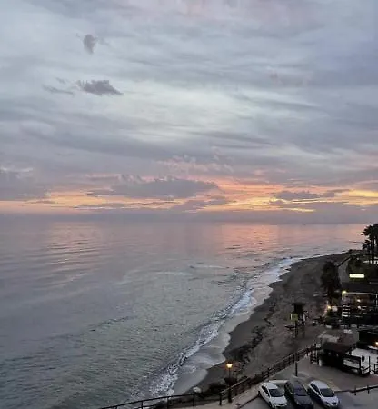 On The Front * Sitio de Calahonda